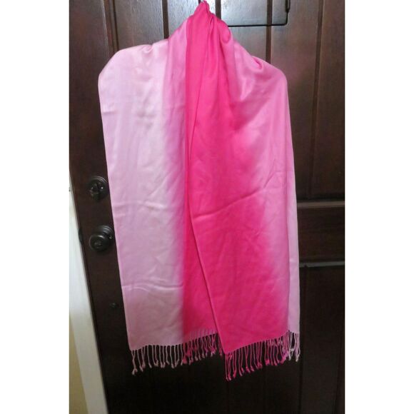 Collection Eighteen Pink Scarf / Shawl with fringe 21 x 72 Inches - Picture 2 of 4